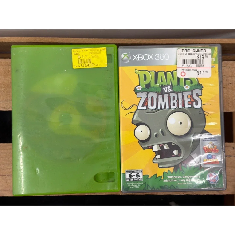 Xbox 360 Game Bundle Plants vs Zombies Peggle Zuma and Mortal Kombat Disc